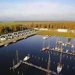 Vakantiehuis Am Yachthafen In