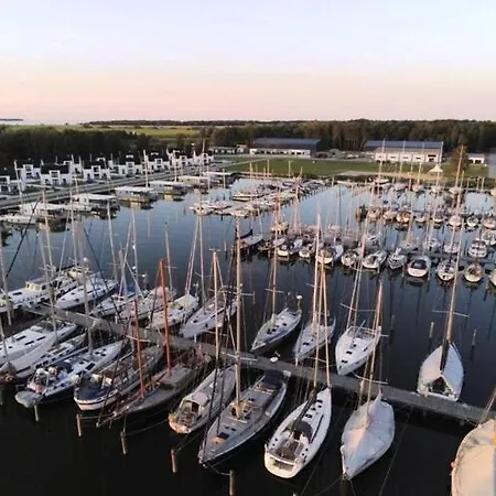 بيت للعطل Am Yachthafen In