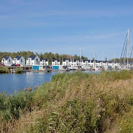 Am Yachthafen In * Peenemünde