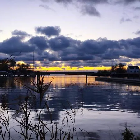 Am Yachthafen In * بيناموندا