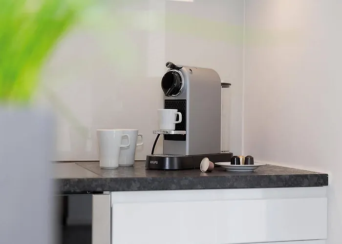 Am Yachthafen In * Peenemunde